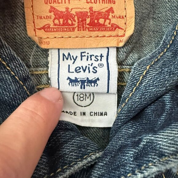 Levis Baby Denim Jacket with Red Hood Size 18M 100 Percent Cotton My First Levis - Picture 4 of 6